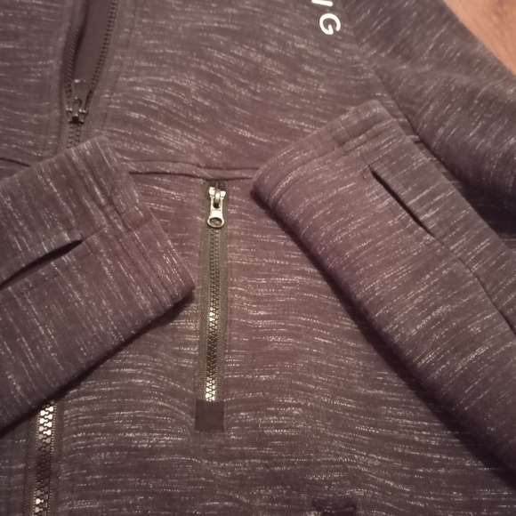 Retired Constantly Varied Gear Small Black Heathered Zip Front Hoodie Jacket - Picture 5 of 5